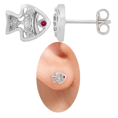 Brinco folheado a prata em forma de peixe com micro zircônias cravejadas