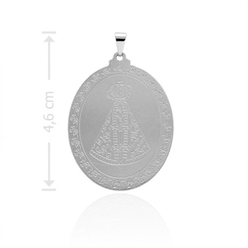 Medalha de N. Sra. Aparecida folheada a prata com detalhes em baixo relevo